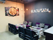 Black_pizza_kzl